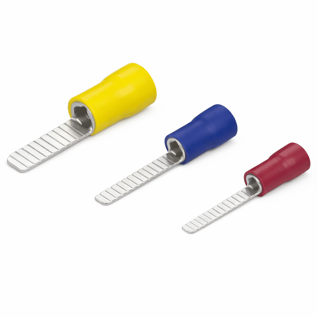 Close-up of insulated blade terminals with tin-plated copper blades for automotive and industrial electrical connections
